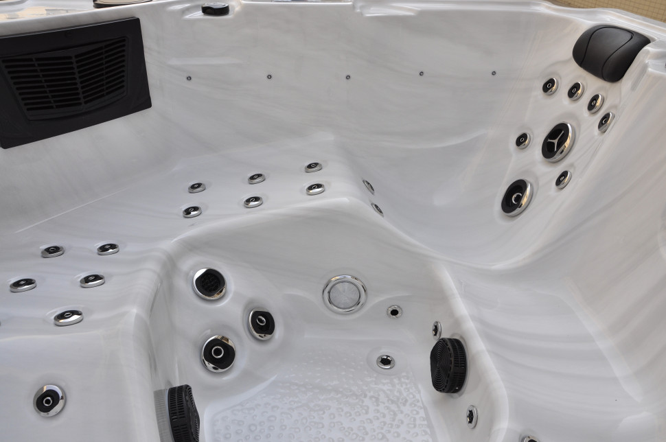 Гидромассажный СПА бассейн Kingston JCS-101 (рис.6) Гидромассажный СПА бассейн Kingston JCS-101 (рис.6)